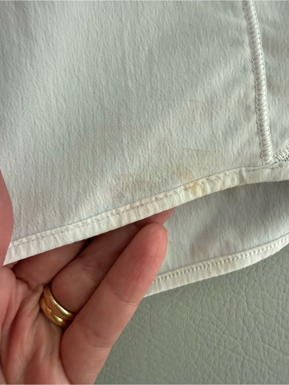 Lululemon White Hotty Hot High Rise Lined Shorts 3.5” Inseam Sz 4 LW7AWJT - Fair